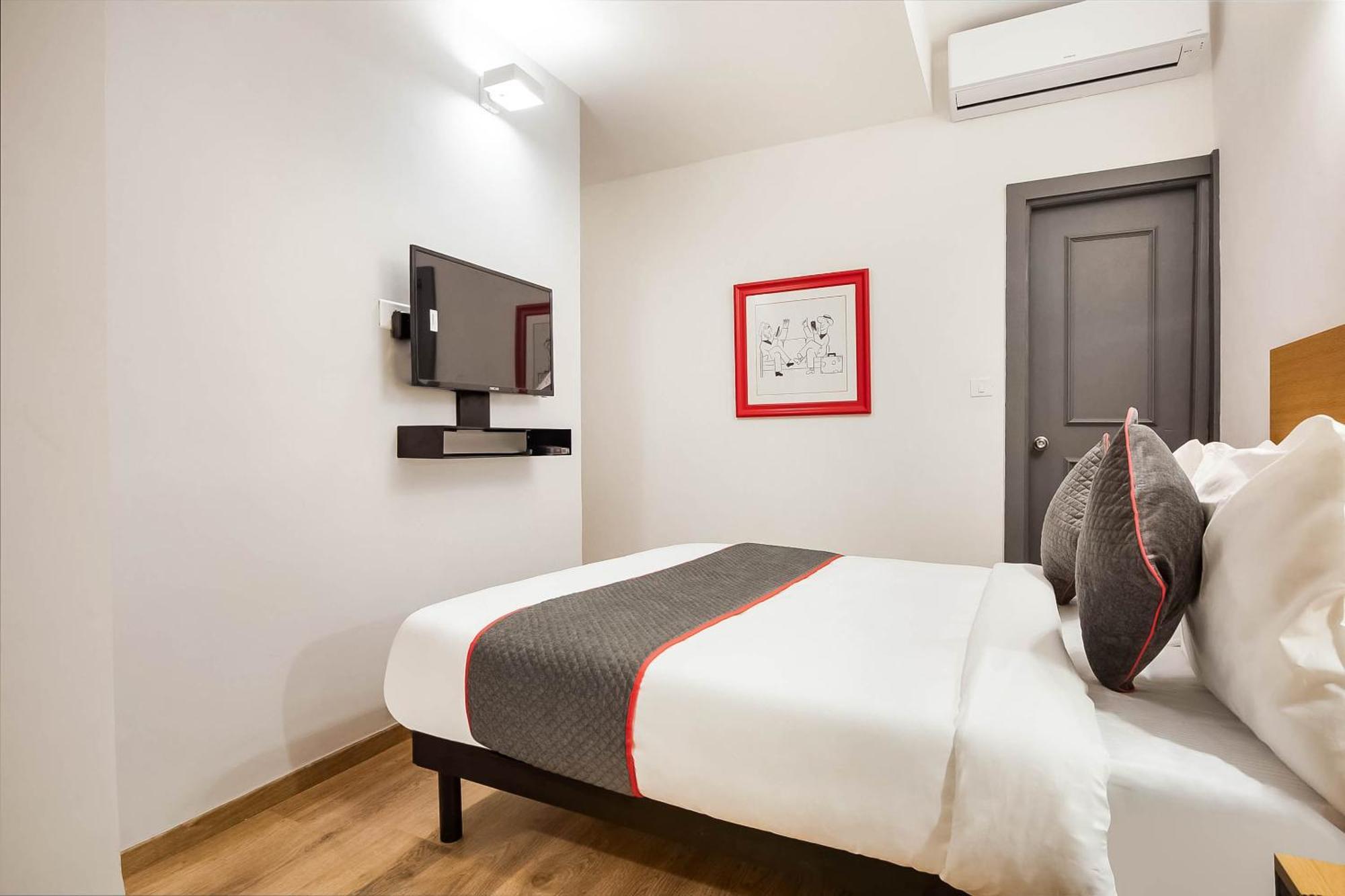 Super Townhouse Lords Inn Regency Mānglia Dış mekan fotoğraf